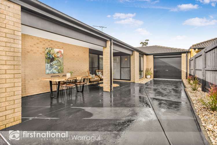 32 Vincent Boulevard, Trafalgar VIC 3824