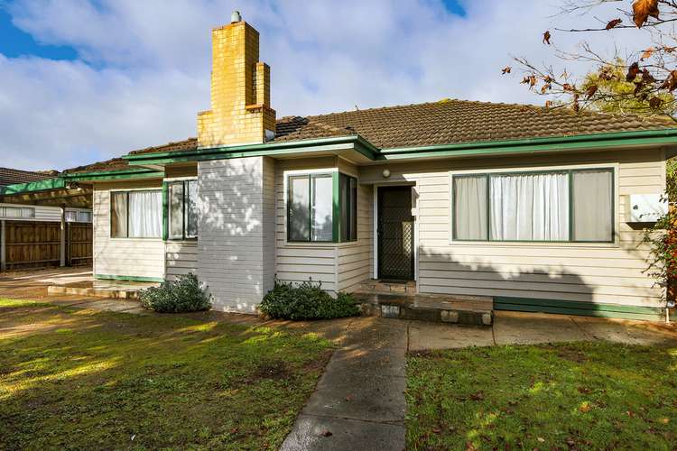 Main view of Homely house listing, 220 Raglan Street, Sale VIC 3850