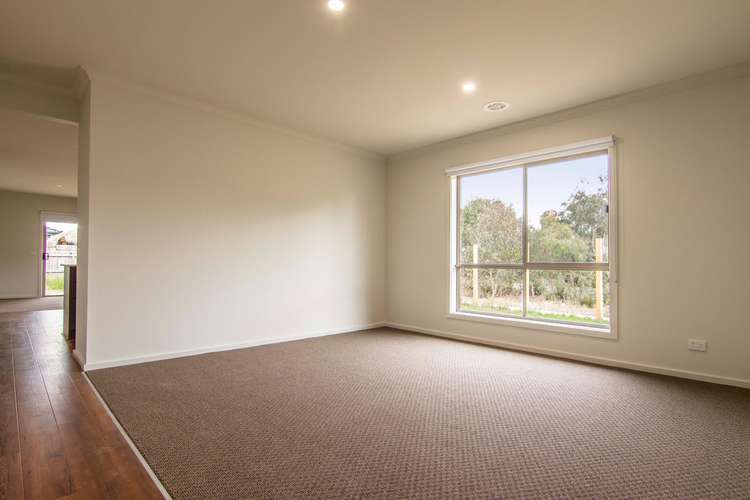 Fifth view of Homely house listing, 33 Barleycorn Bend, Armstrong Creek VIC 3217