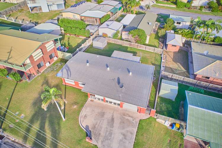 Second view of Homely house listing, 4 Waratah Street, Kin Kora QLD 4680