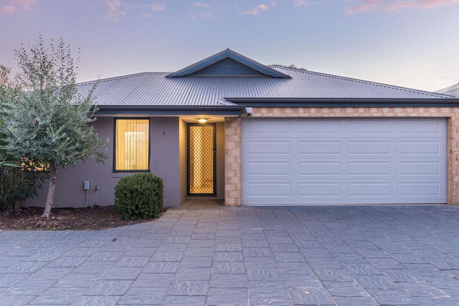 Main view of Homely house listing, 4/52 Grey Street, Cannington WA 6107