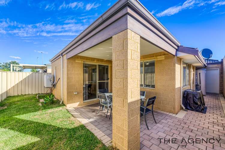 Fourth view of Homely unit listing, 2/31 Peppermint Gardens, Aubin Grove WA 6164