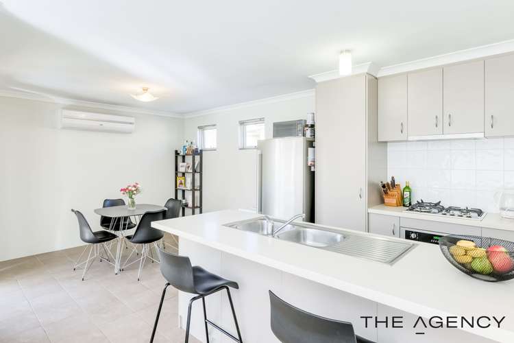 Sixth view of Homely unit listing, 2/31 Peppermint Gardens, Aubin Grove WA 6164