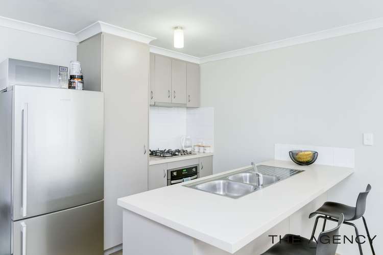 Seventh view of Homely unit listing, 2/31 Peppermint Gardens, Aubin Grove WA 6164