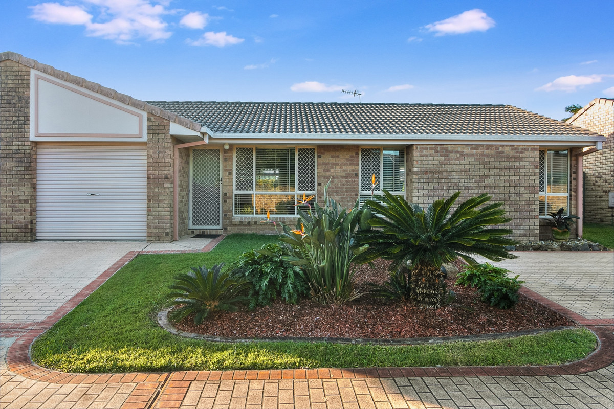 Main view of Homely villa listing, 6/1-11 Kentia Crescent, Banora Point NSW 2486