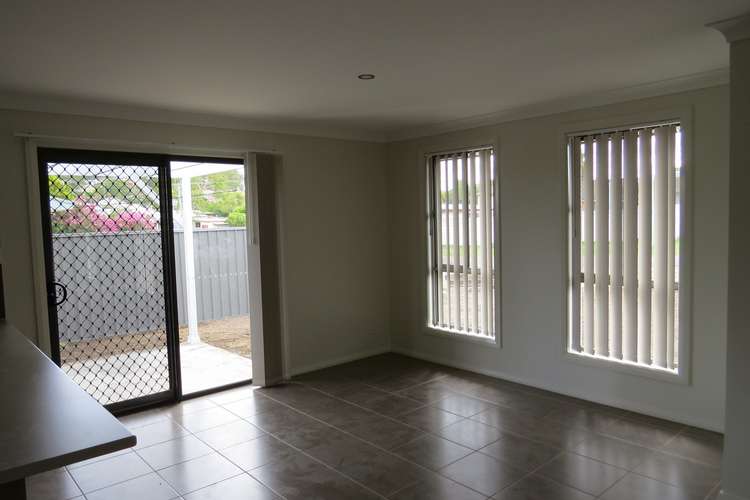 Fourth view of Homely semiDetached listing, 2/16 Michael Street, Cessnock NSW 2325