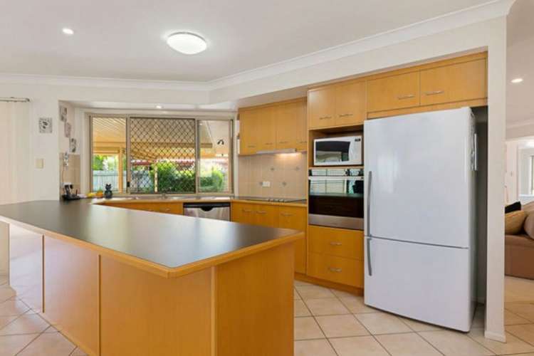 Second view of Homely house listing, 8 Amelia Place, Cleveland QLD 4163