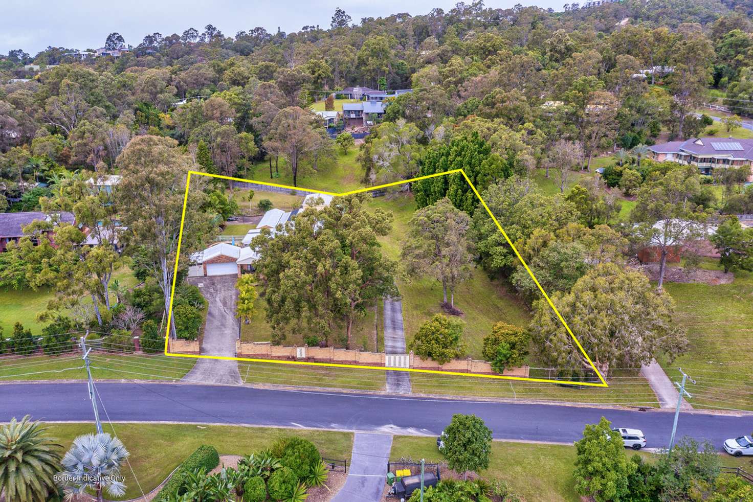 Main view of Homely acreageSemiRural listing, 34 Winderadeen Drive, Highland Park QLD 4211