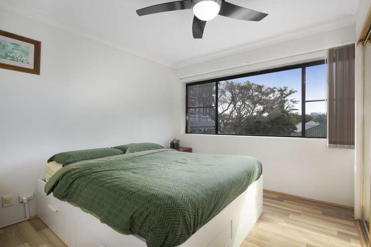 Third view of Homely apartment listing, 33 Duke Street, Kangaroo Point QLD 4169