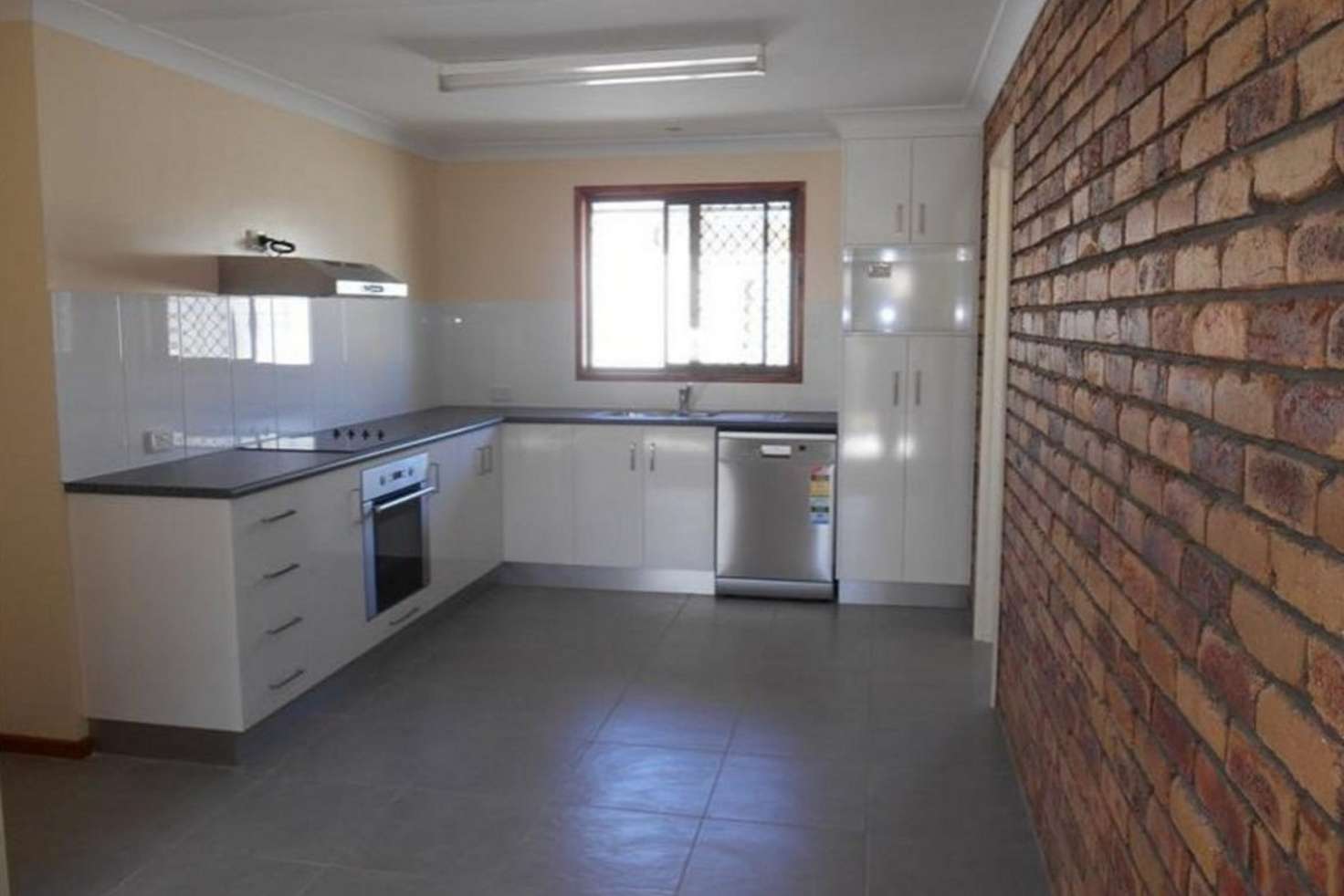 Main view of Homely unit listing, 1/16 Bussain Street, Harristown QLD 4350