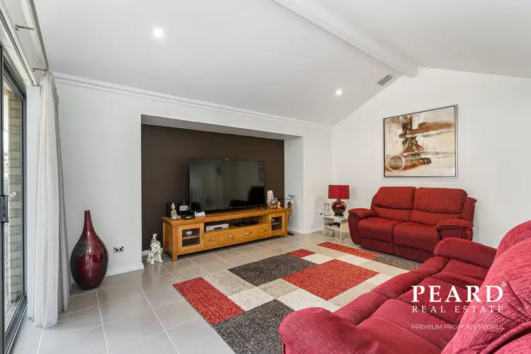 Fourth view of Homely house listing, 10 Freycinet Circuit, Aubin Grove WA 6164