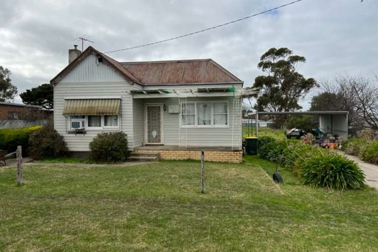 Fifth view of Homely house listing, 8 Blake Street, Ararat VIC 3377