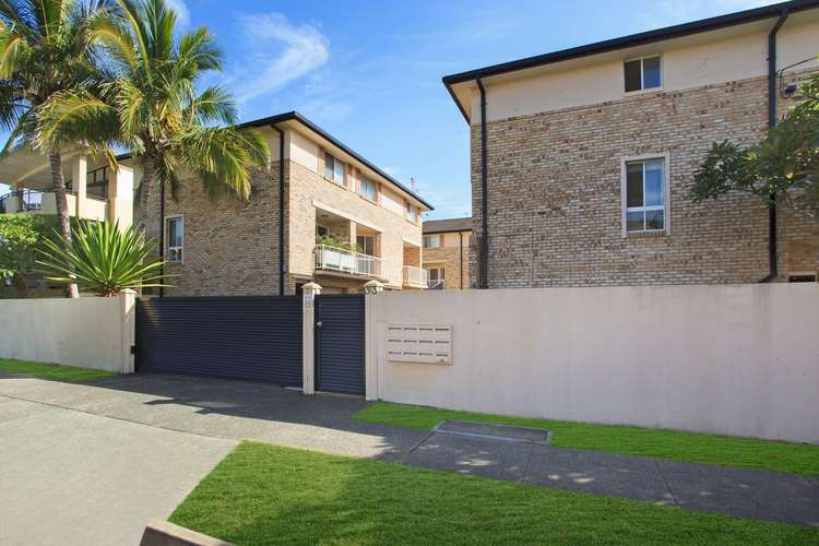 Main view of Homely unit listing, 2/33 Cronulla Avenue, Mermaid Beach QLD 4218