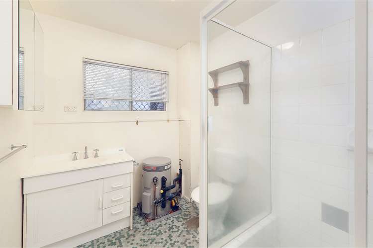 Fifth view of Homely unit listing, 2/16 Wilkins St East, Annerley QLD 4103