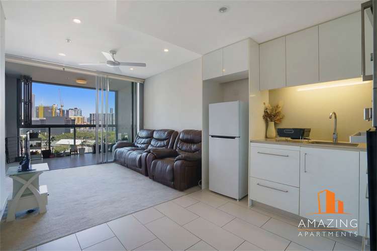 Fourth view of Homely apartment listing, 16 Hamilton Place, Bowen Hills QLD 4006