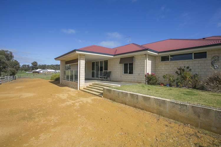 Fifth view of Homely house listing, 10 Citron Way, Lower Chittering WA 6084