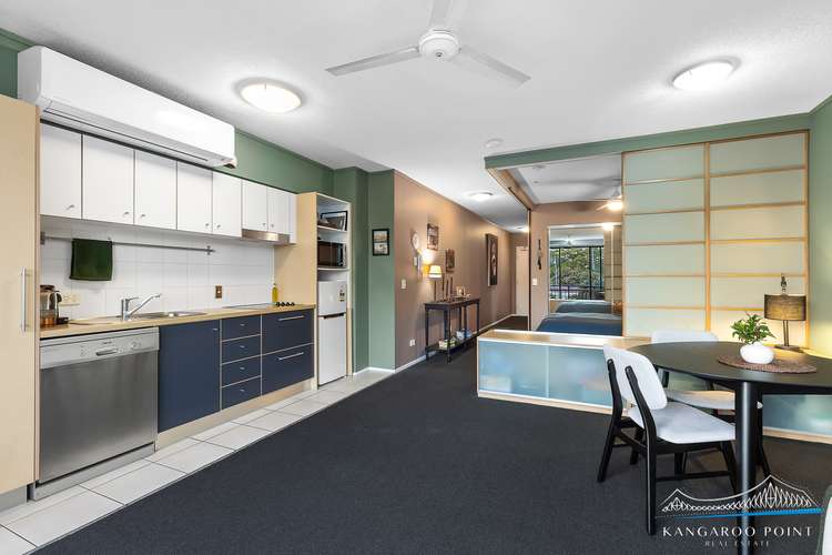 Fourth view of Homely apartment listing, 15 Goodwin Street, Kangaroo Point QLD 4169