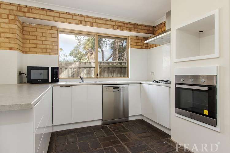 Fifth view of Homely house listing, 32 Camfield Loop, Parmelia WA 6167