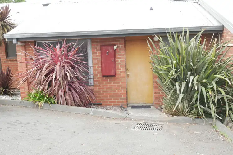 4 Chatterton Court