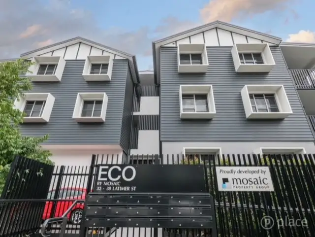 38 Latimer Street