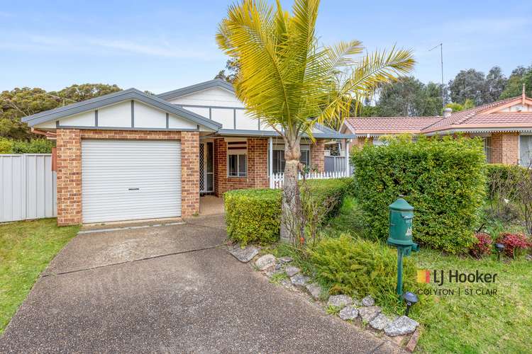 8 Martin Grove, Colyton NSW 2760