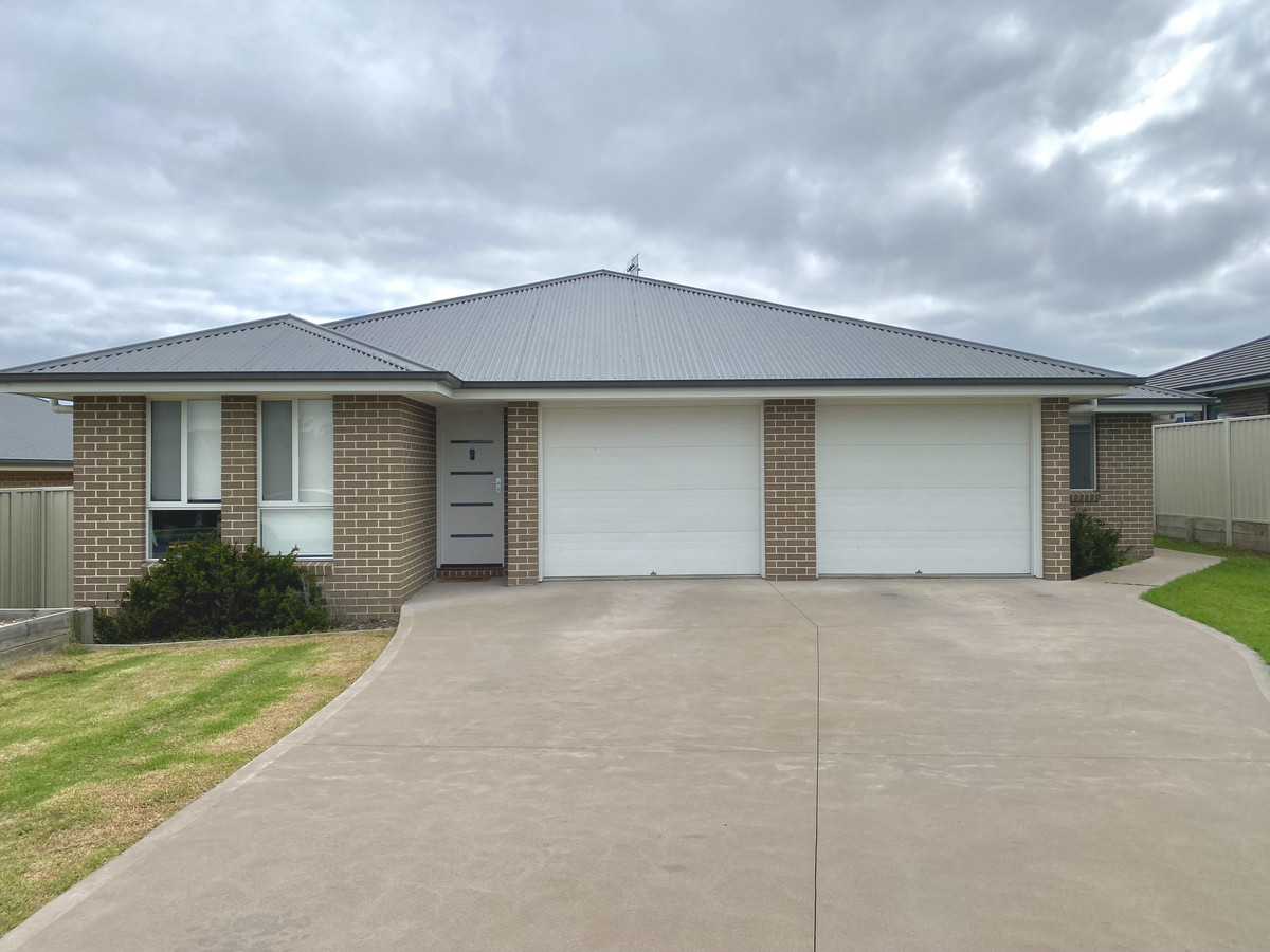 Main view of Homely semiDetached listing, 8a Voyager Avenue, Goulburn NSW 2580