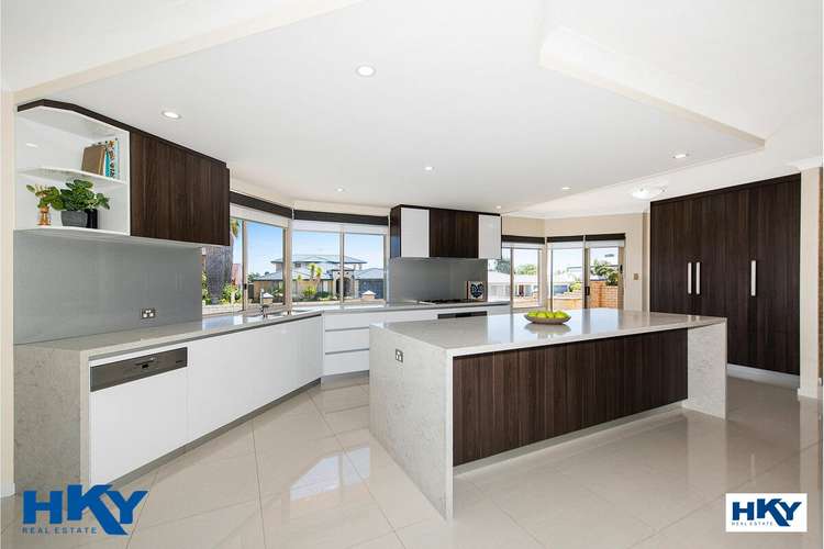 Main view of Homely house listing, 2 Syrinx Place, Mullaloo WA 6027