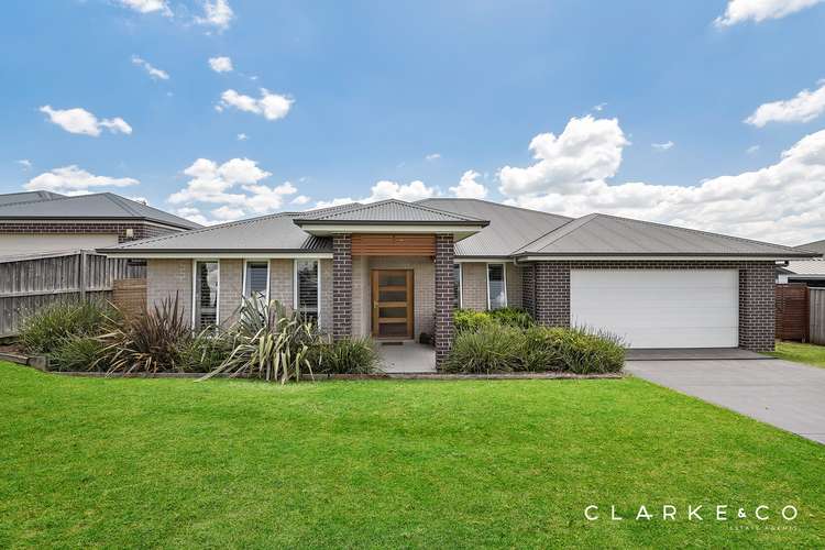 35 Honeysuckle Drive, Aberglasslyn NSW 2320