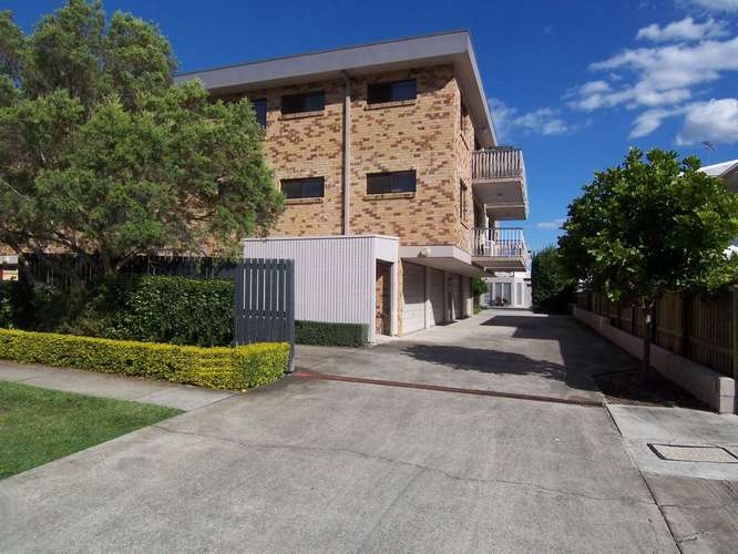 Main view of Homely unit listing, 2/16 Pretoria Street, Zillmere QLD 4034