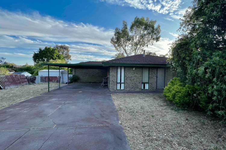 19 Judges Gardens, Leda WA 6170