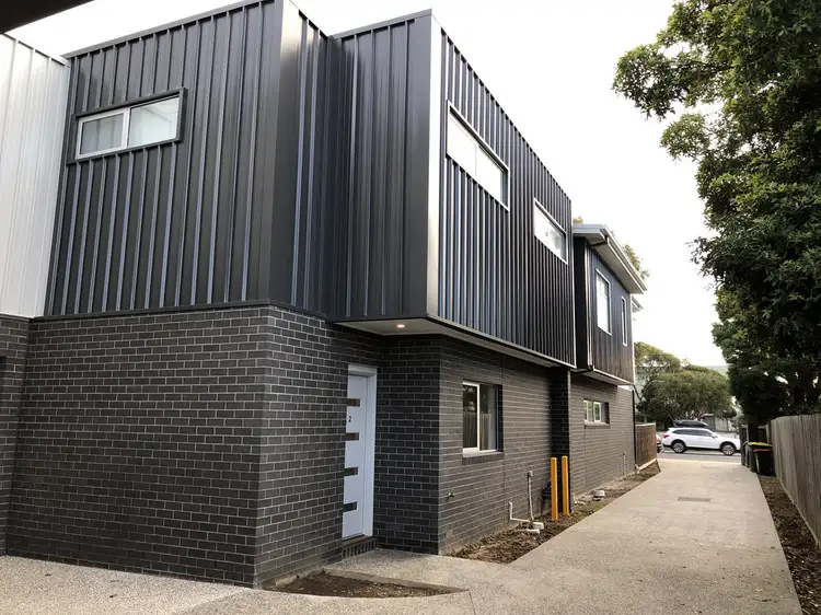 2/47 Darian Road