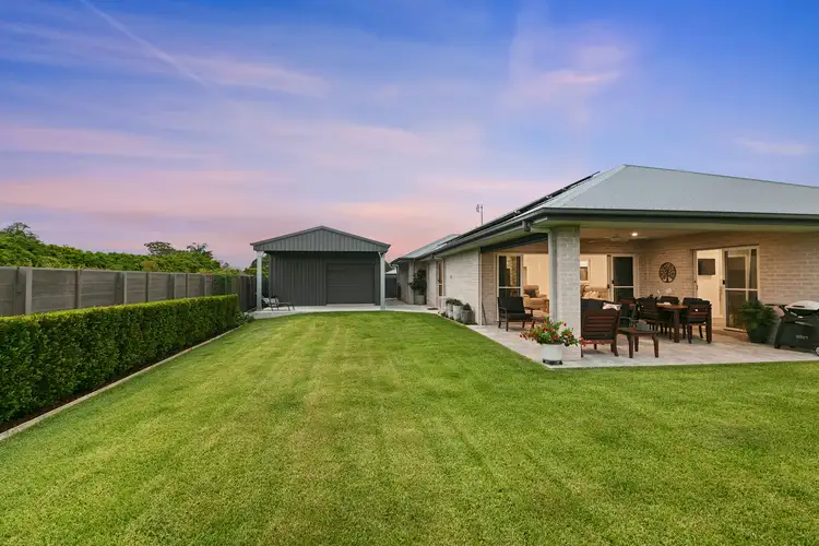 6 Honey Myrtle Place