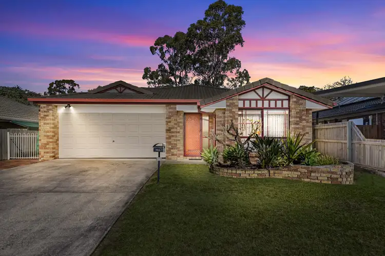 77 Lilly Pilly Crescent