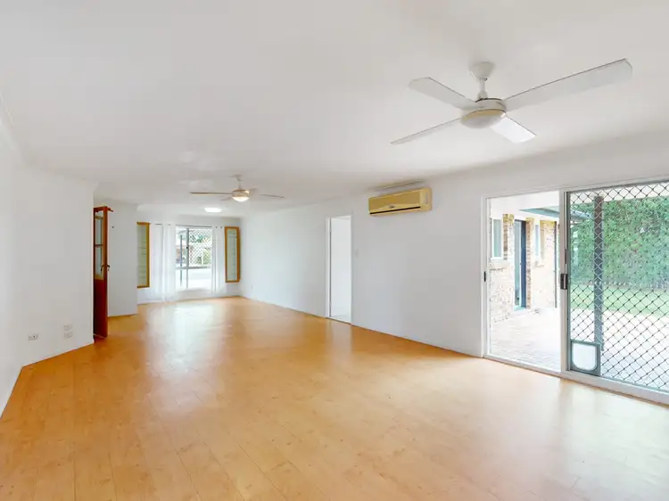 3 Stodtt Court