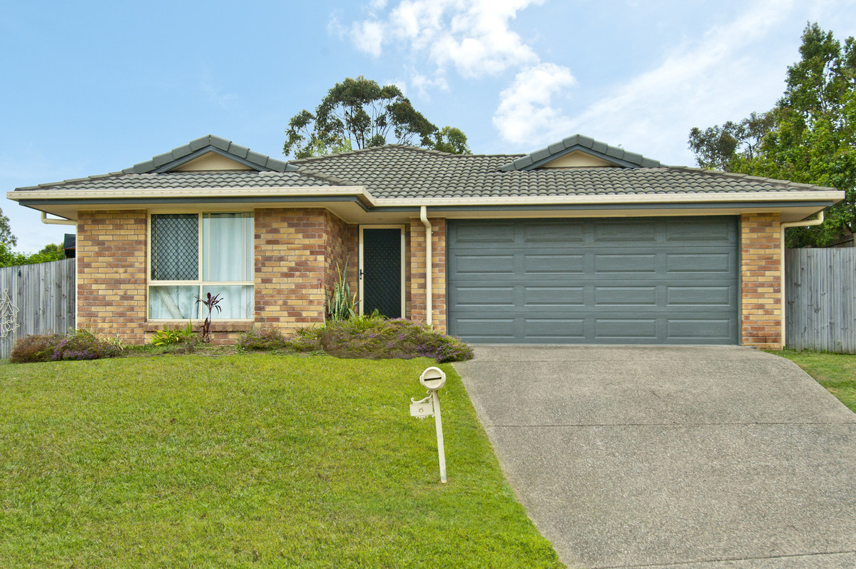 Main view of Homely house listing, 8 Hanover Drive, Pimpama QLD 4209