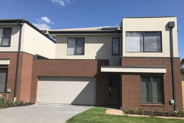 Main view of Homely townhouse listing, 7 Alfonso Court, Lynbrook VIC 3975