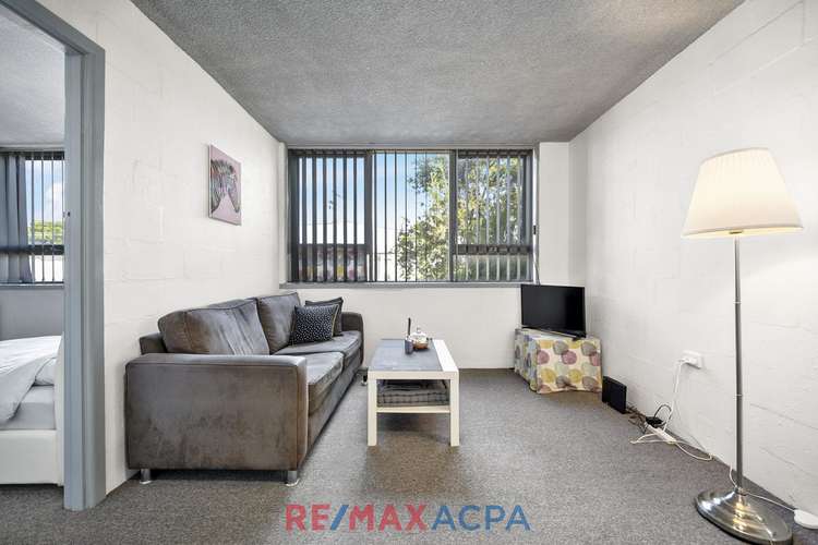 Main view of Homely apartment listing, 13/20-22 Sandown Road, Ascot Vale VIC 3032