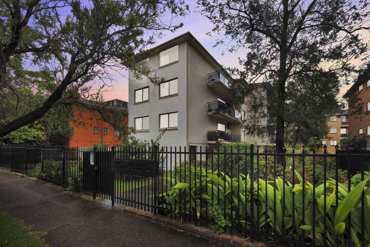 Main view of Homely unit listing, 3/45 Castlereagh Street, Liverpool NSW 2170