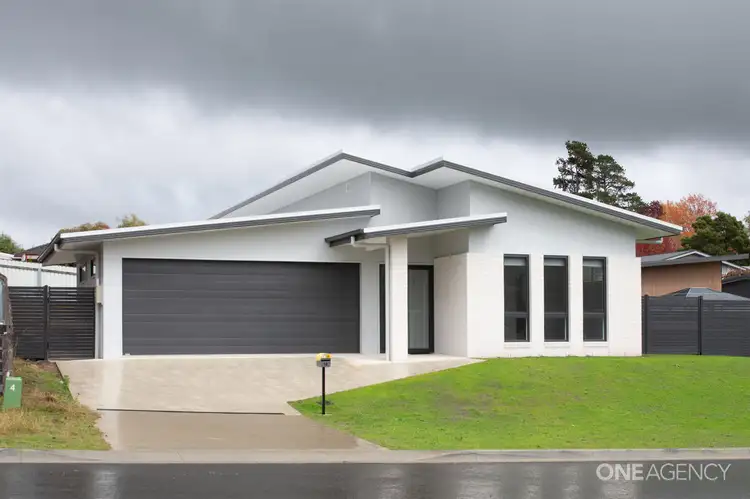 10 Wildmore Crescent