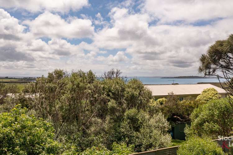 8 Dunvegan Crescent, Surf Beach VIC 3922