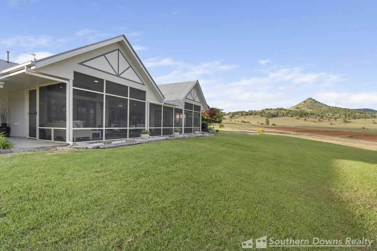 6 Carey's Road, Emu Vale QLD 4371