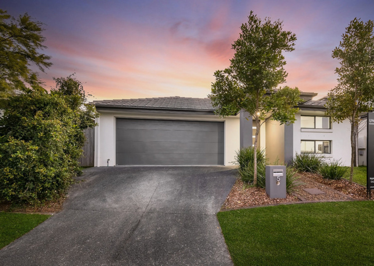 Main view of Homely house listing, 5 Seabank Court, Coomera QLD 4209