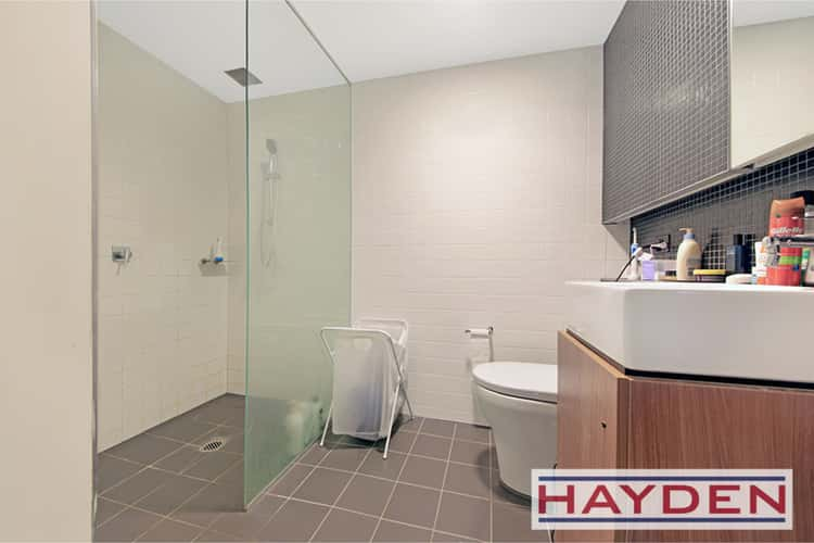 Sixth view of Homely apartment listing, 2005/152 Sturt Street, Southbank VIC 3006