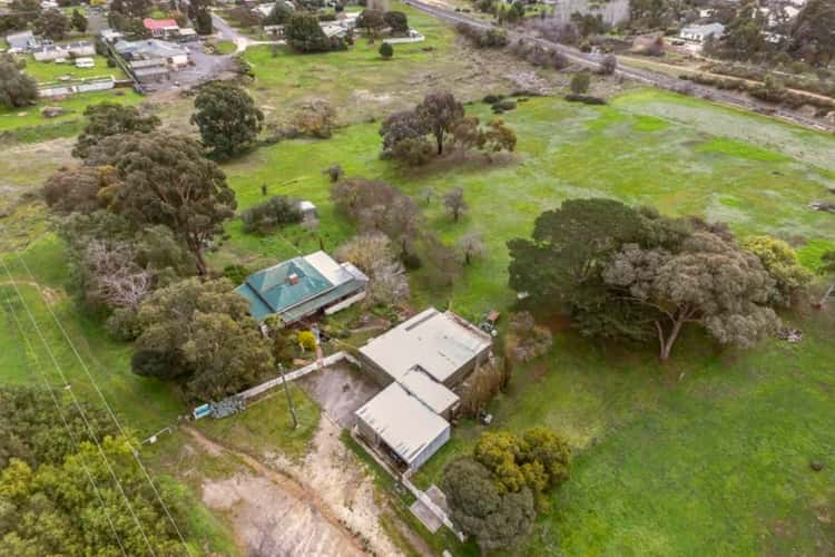 Second view of Homely acreageSemiRural listing, 6 Dawson Street, Castlemaine VIC 3450