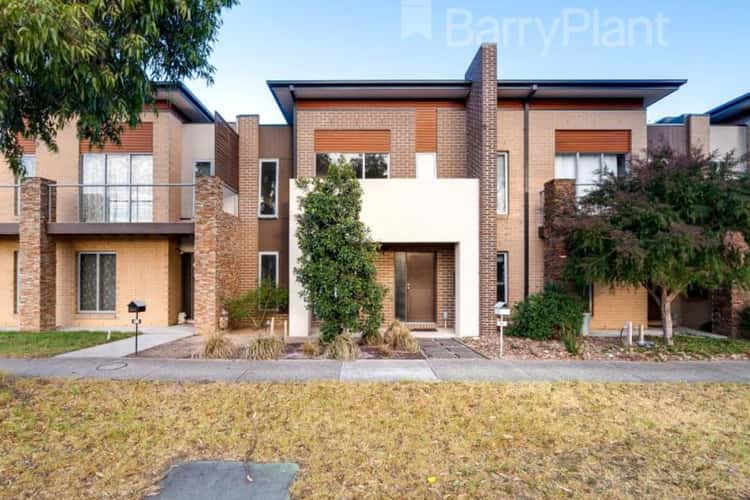 Main view of Homely house listing, 82 Mannavue Boulevard, Cranbourne North VIC 3977