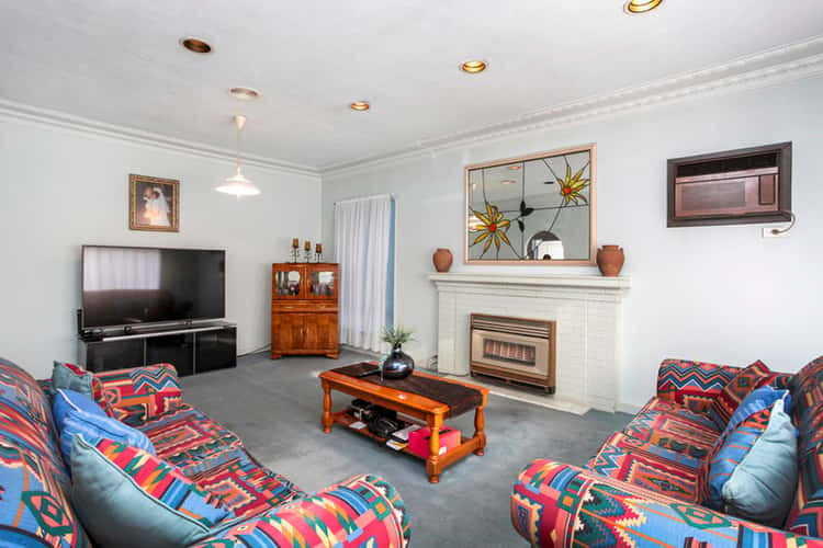 Fifth view of Homely house listing, 4 Farnsworth Street, Sunshine VIC 3020