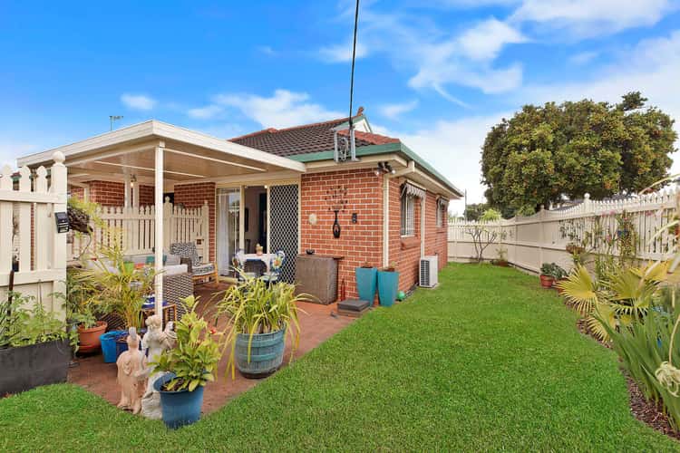 Fifth view of Homely villa listing, 1/1 Karooah Avenue, Blue Bay NSW 2261