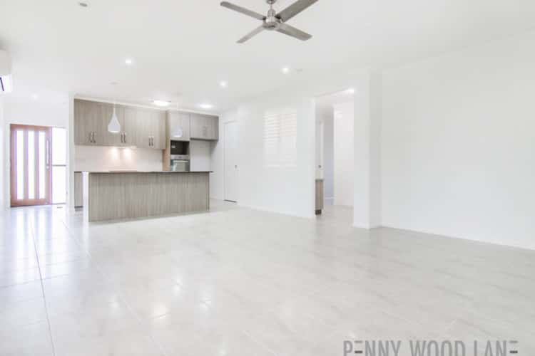 Fourth view of Homely semiDetached listing, 1/30 Primavera Boulevard, Beaconsfield QLD 4740