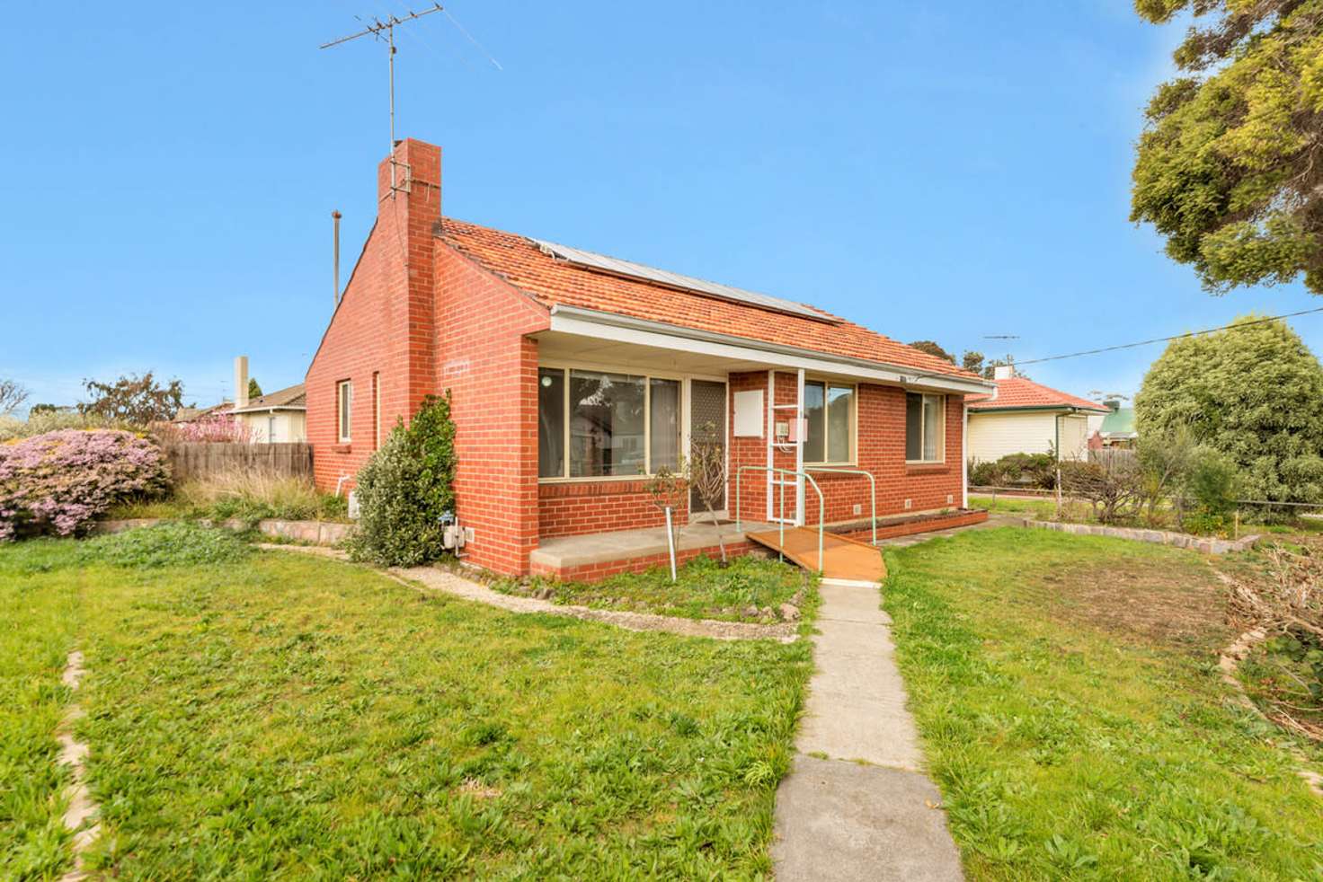 Main view of Homely house listing, 8 Montreal Avenue, Corio VIC 3214