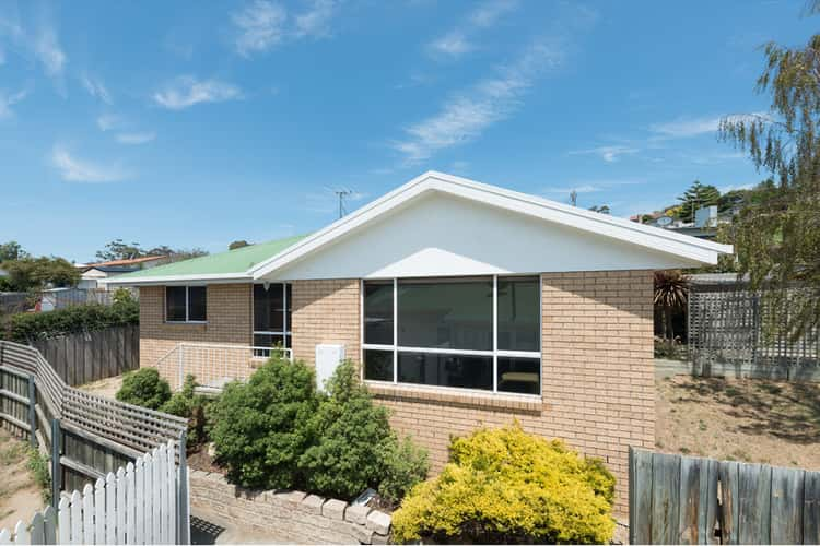 2/265 Cambridge Road, Warrane TAS 7018